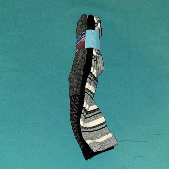 3 pairs Hue Long Boot Knee Socks, 3-pack, dark grey,striped, NWT - Picture 5 of 8